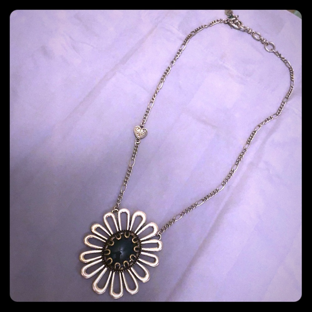 Lucky brand daisy necklace with Turquoise stone